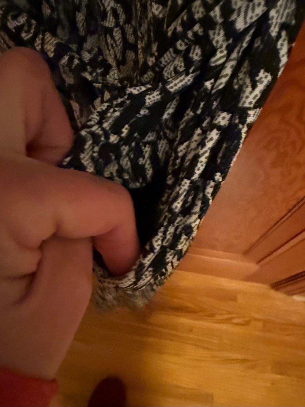 Sleeveless Black and White V-Neck Wrap Romper - Picture 4 of 5